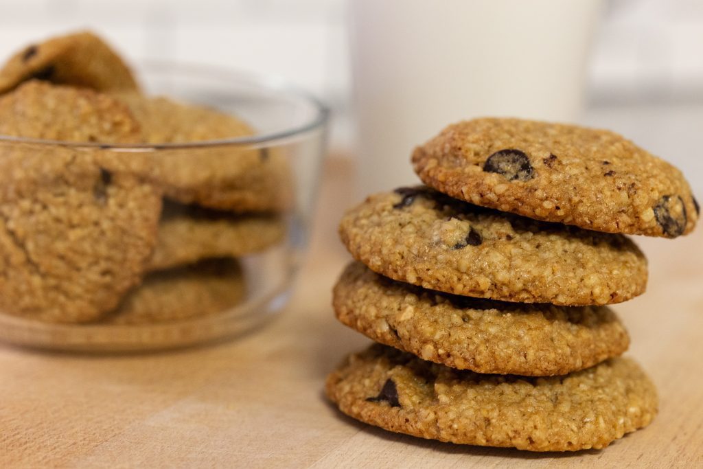Guilt-Free Oatmeal Chocolate Chip Cookies Recipe